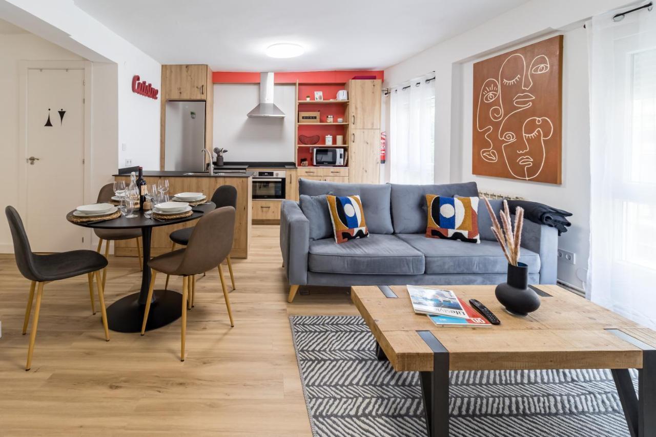Apartamento Recien Reformado Plaza Del Ayuntamiento Santander Exteriör bild