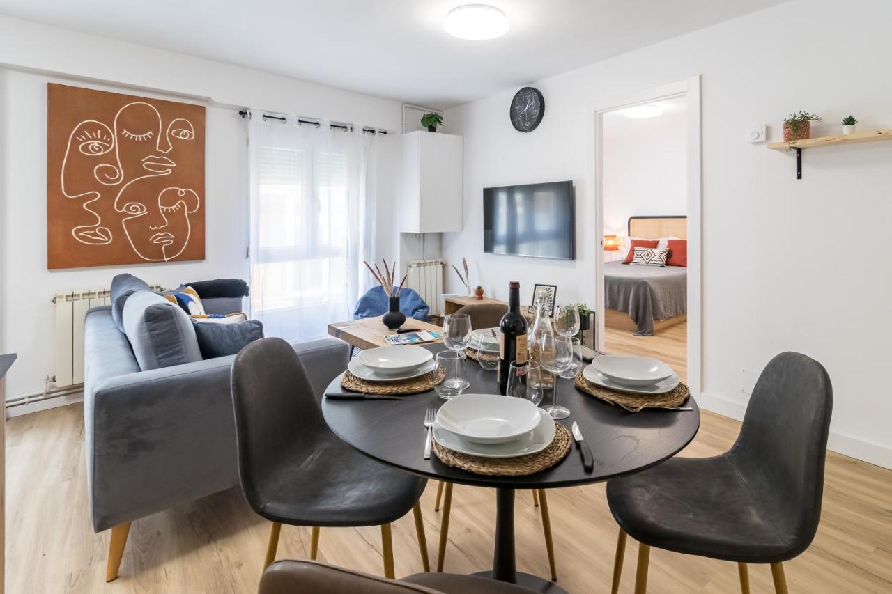Apartamento Recien Reformado Plaza Del Ayuntamiento Santander Exteriör bild