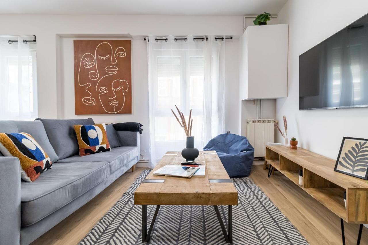 Apartamento Recien Reformado Plaza Del Ayuntamiento Santander Exteriör bild