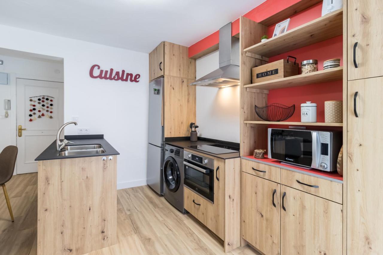 Apartamento Recien Reformado Plaza Del Ayuntamiento Santander Exteriör bild