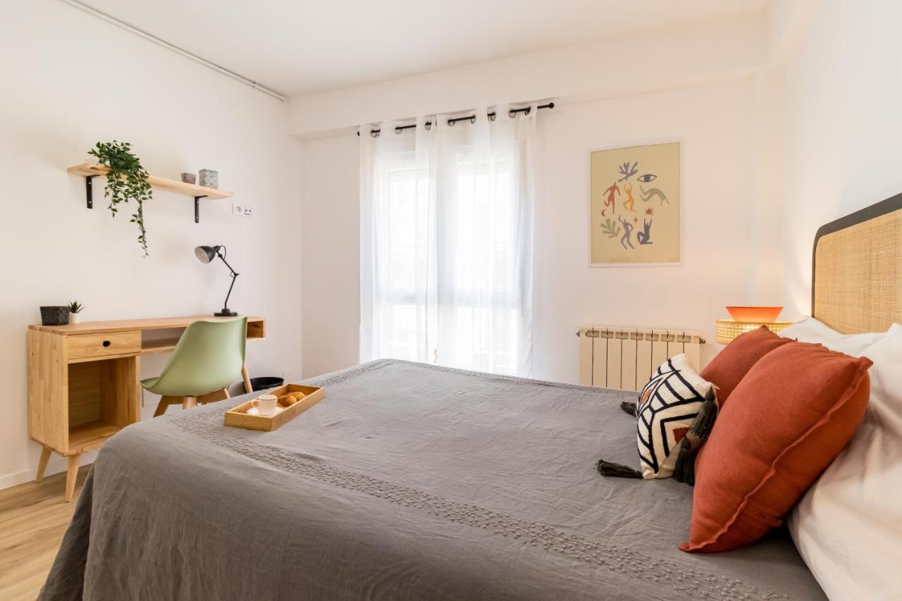 Apartamento Recien Reformado Plaza Del Ayuntamiento Santander Exteriör bild